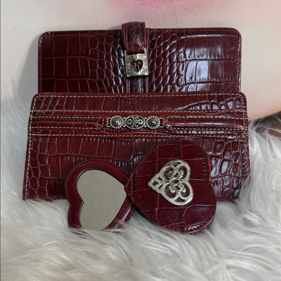 Brighton Burgundy Crocodile Embossed Set - Picture 1 of 8